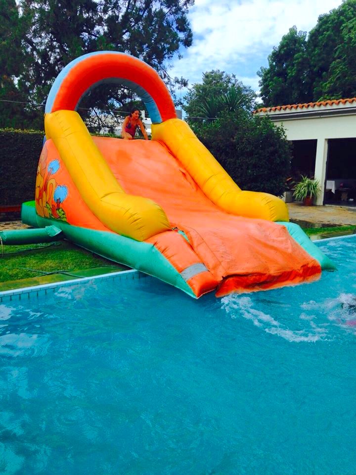 Tobogan a la Piscina